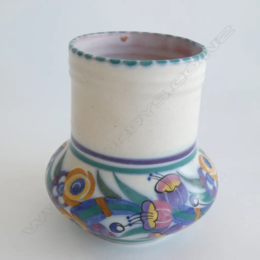 A Poole (Carter Stabler Adams) vase Image 1++